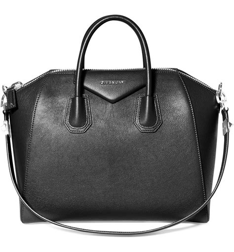 Givenchy antigona medium